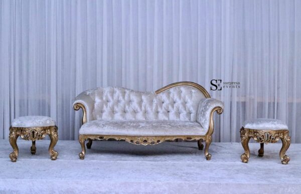 velvet gold bruidsbank met 2 poefjes